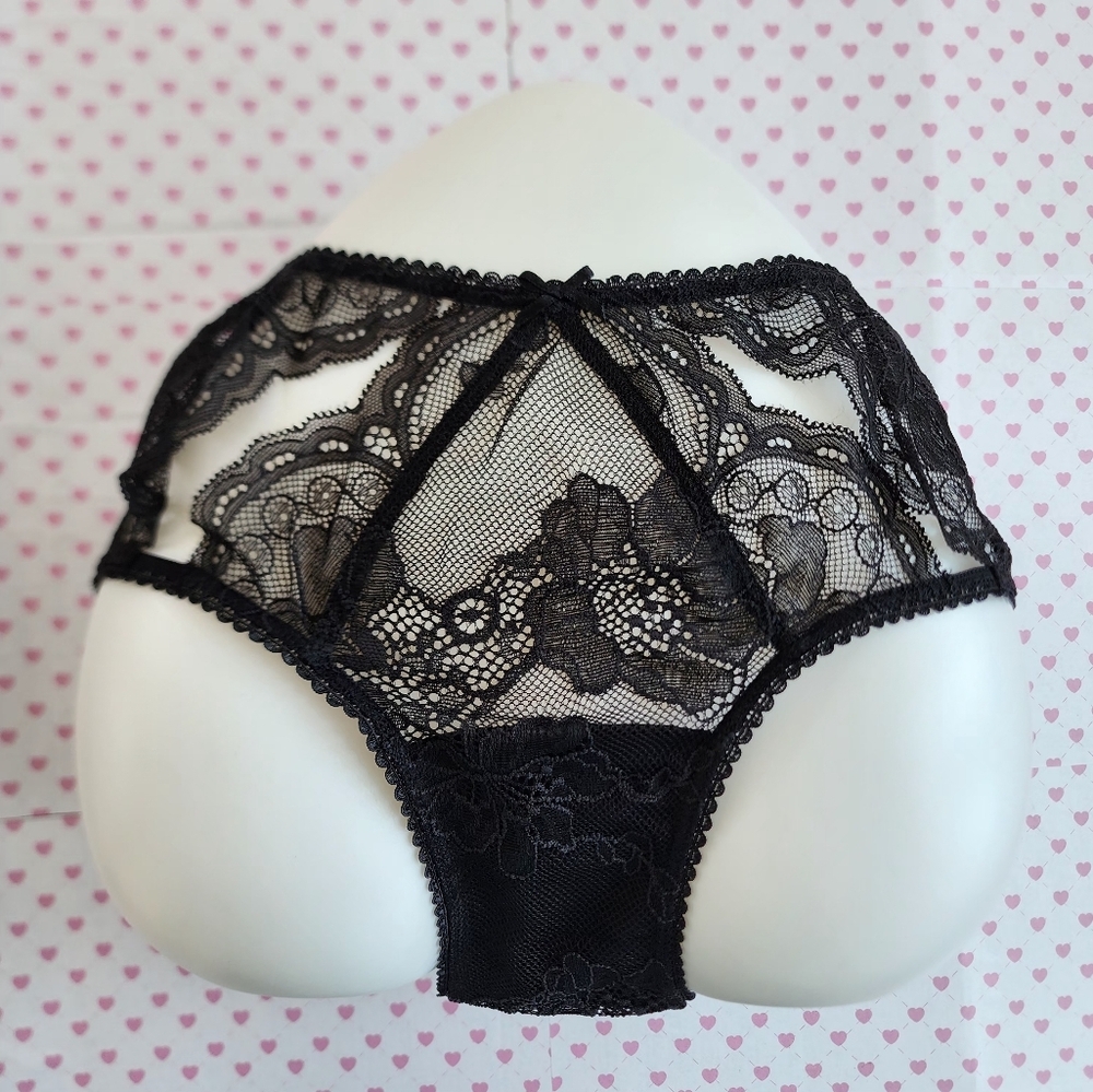 VS VERY SEXY Lace & Mesh Cheeky Panty